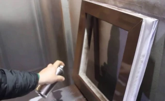 Чим фарбувати пластик: фарба для пластикових вікон