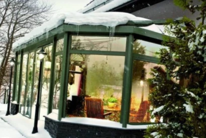 Зимние сады: остекление и виды конструкций