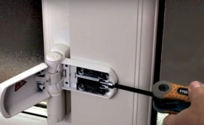 Як відрегулювати балконні двері до холодів?