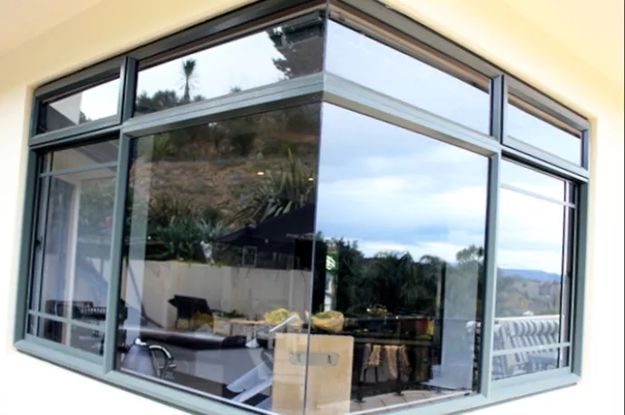 окно угловое